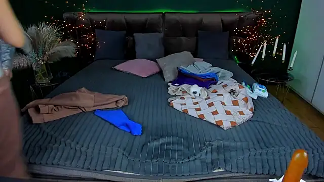 Snapshot of Kamilla_Hot chatting on 03-13-26, 06:31 Kamilla Hot online show from 03-13-26, 06:31