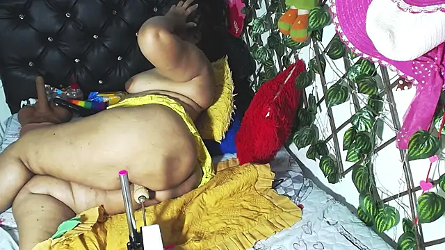 mature beautiful online show from 02-28-25, 08:39