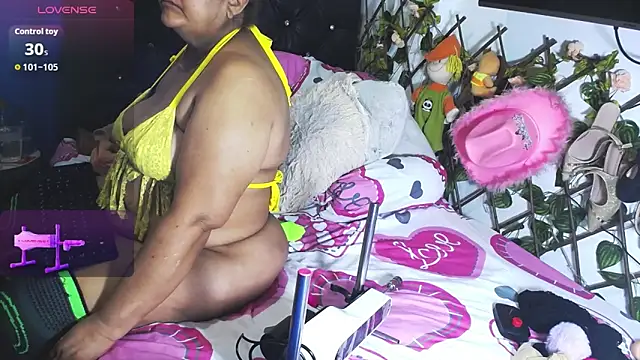 Snapshot of mature_beautiful chatting on 05-24-26, 01:38 mature beautiful online show from 05-24-26, 01:38