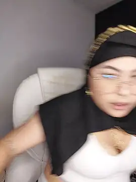 Hana    online show from 03-23-26, 11:42