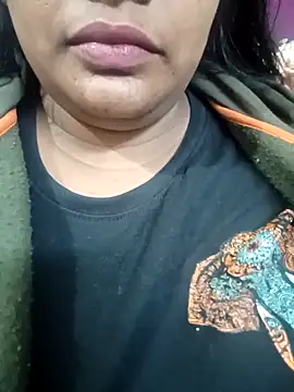 Snapshot of rekhabb123 chatting on 02-01-26, 02:32 rekhabb123 online show from 02-01-26, 02:32