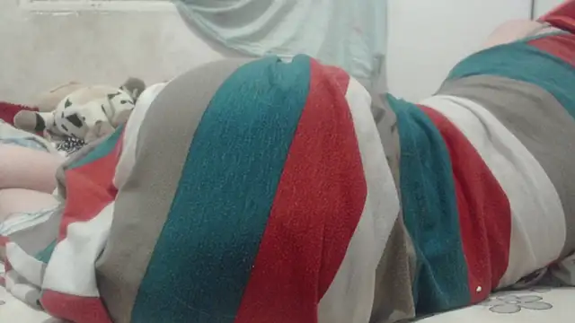 Kittywhiteass online show from 02-26-25, 08:04