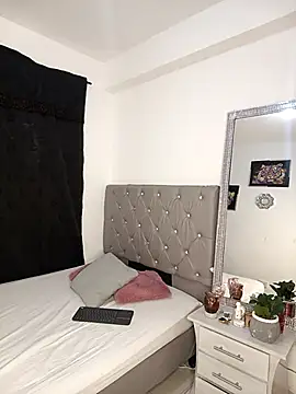 Snapshot of AmandaNordby_ chatting on 02-15-26, 10:03 AmandaNordby online show from 02-15-26, 10:03