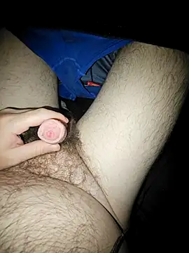 Snapshot of thefox92 chatting on 12-22-25, 01:13 thefox92 online show from 12-22-25, 01:13