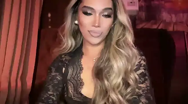 Snapshot of Lo_la_69 chatting on 01-12-25, 03:57 Lo la 69 online show from 01-12-25, 03:57