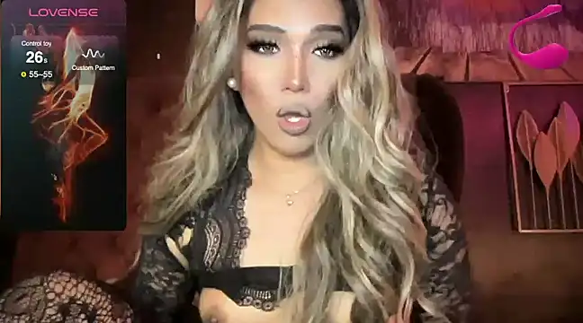 Snapshot of Lo_la_69 chatting on 01-17-25, 11:06 Lo la 69 online show from 01-17-25, 11:06