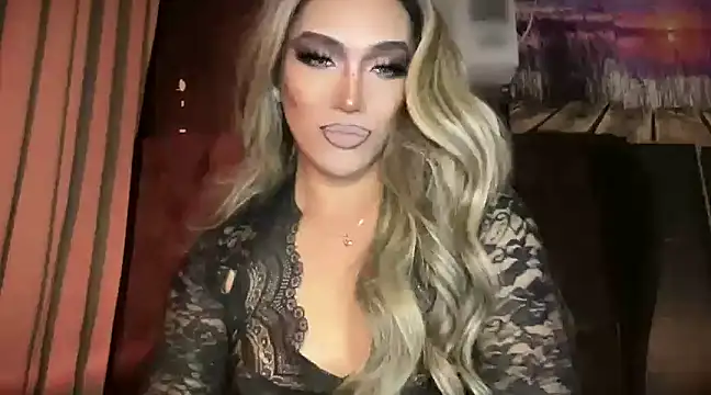 Snapshot of Lo_la_69 chatting on 01-24-25, 08:55 Lo la 69 online show from 01-24-25, 08:55