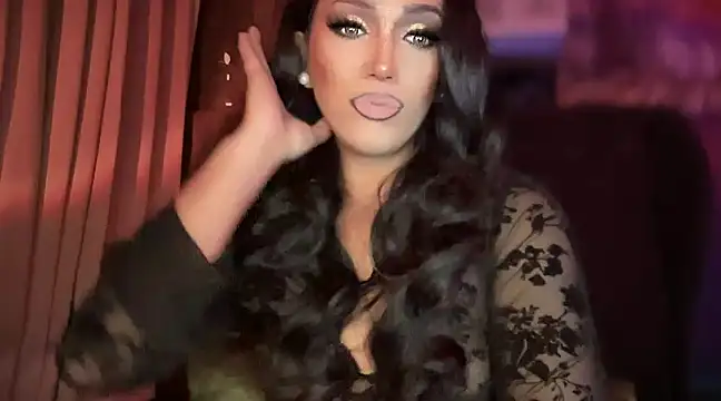 Snapshot of Lo_la_69 chatting on 02-15-25, 10:22 Lo la 69 online show from 02-15-25, 10:22