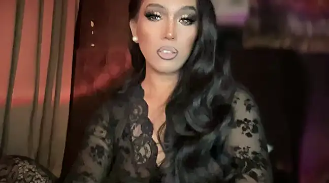 Snapshot of Lo_la_69 chatting on 03-21-25, 06:16 Lo la 69 online show from 03-21-25, 06:16