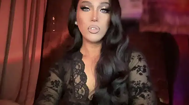 Snapshot of Lo_la_69 chatting on 03-22-25, 05:28 Lo la 69 online show from 03-22-25, 05:28