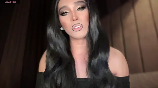 Snapshot of Lo_la_69 chatting on 09-14-25, 03:49 Lo la 69 online show from 09-14-25, 03:49