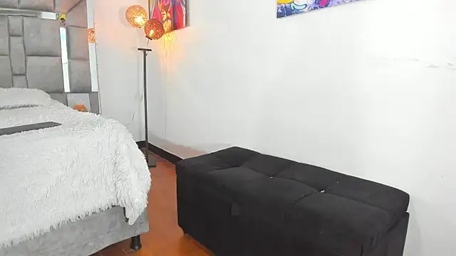 Candy And Andy  online show from 05-04-26, 02:02