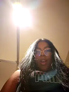 Snapshot of SheenaBrooke chatting on 01-03-25, 12:54 SheenaBrooke online show from 01-03-25, 12:54