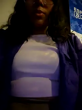 Snapshot of SheenaBrooke chatting on 01-08-25, 02:25 SheenaBrooke online show from 01-08-25, 02:25