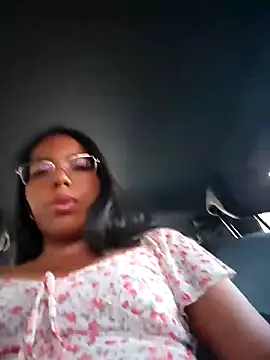 Snapshot of SheenaBrooke chatting on 03-11-25, 09:15 SheenaBrooke online show from 03-11-25, 09:15