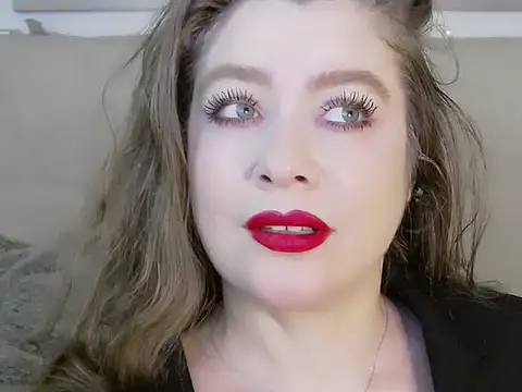 PetersEmily online show from 01-08-25, 05:05