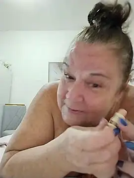 Yaya Mineira online show from 11-30-25, 11:42