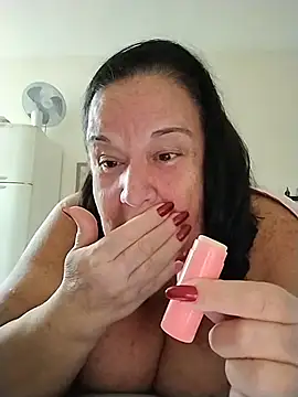 Snapshot of Yaya_Mineira chatting on 05-21-26, 12:12 Yaya Mineira online show from 05-21-26, 12:12