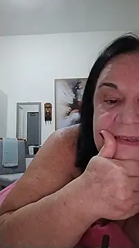 Snapshot of Yaya_Mineira chatting on 06-12-26, 10:52 Yaya Mineira online show from 06-12-26, 10:52