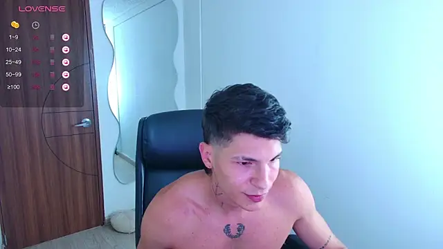 Snapshot of harrisoncuper chatting on 02-24-26, 10:19 harrisoncuper online show from 02-24-26, 10:19