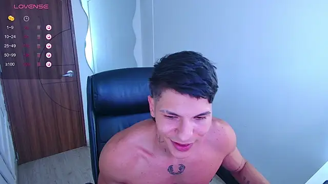 Snapshot of harrisoncuper chatting on 03-01-26, 09:17 harrisoncuper online show from 03-01-26, 09:17