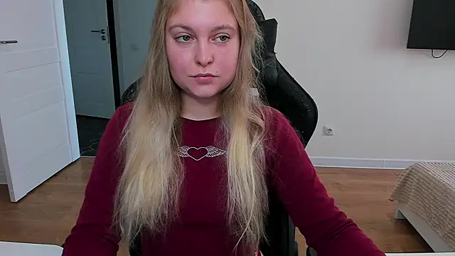 Snapshot of stacy_miracle chatting on 09-09-25, 02:16 stacy miracle online show from 09-09-25, 02:16