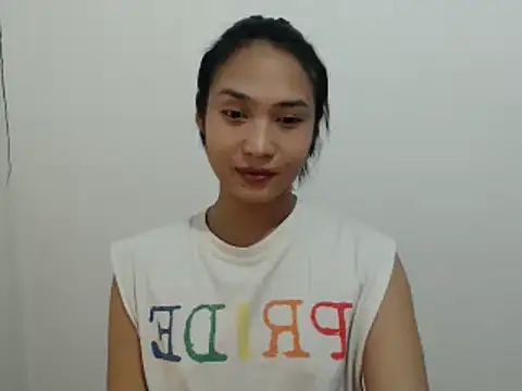 Snapshot of HeartOfAsia- chatting on 01-24-25, 06:04 HeartOfAsia- online show from 01-24-25, 06:04