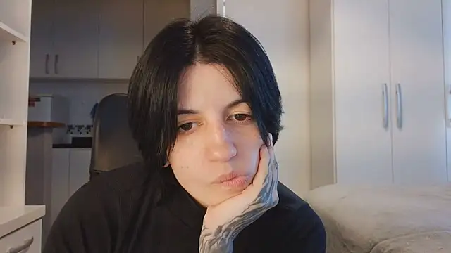 kyslrana online show from 06-16-26, 05:48