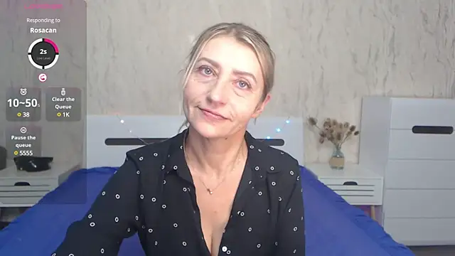 Snapshot of ZoeGrant chatting on 02-08-25, 07:05 ZoeGrant online show from 02-08-25, 07:05