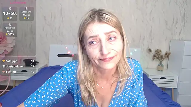 Snapshot of ZoeGrant chatting on 03-14-25, 03:26 ZoeGrant online show from 03-14-25, 03:26