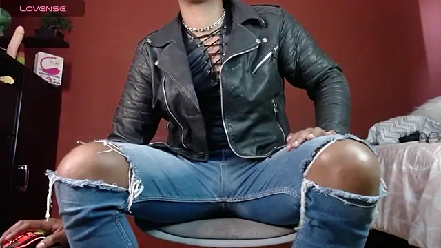 TomLover 12 online show from 03-11-25, 01:23