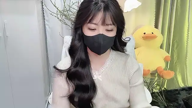 Mya Lee online show from 01-20-25, 02:03