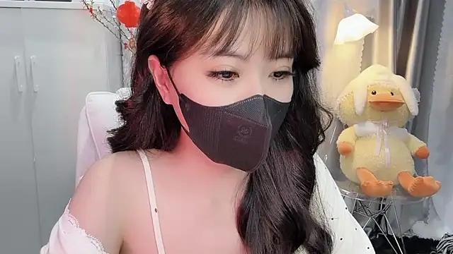 Mya Lee online show from 01-24-25, 04:17