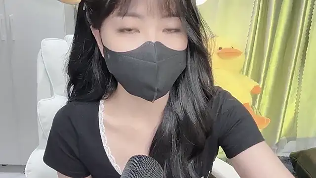 Mya Lee online show from 02-14-25, 07:33