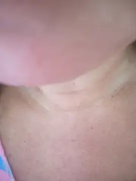 Snapshot of CASADASIGILO2 chatting on 10-23-25, 10:36 CASADASIGILO2 online show from 10-23-25, 10:36