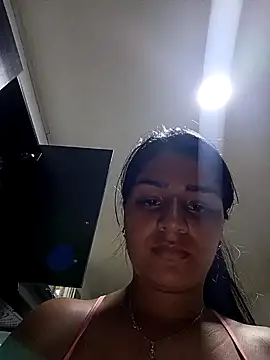 AnnRosse18 online show from 01-04-25, 10:34