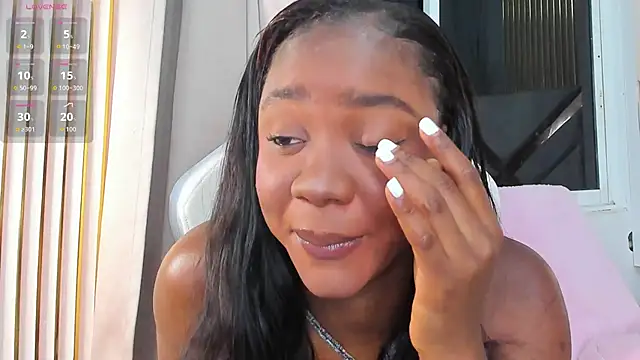 Snapshot of GianinaLewis chatting on 04-24-26, 01:46 GianinaLewis online show from 04-24-26, 01:46