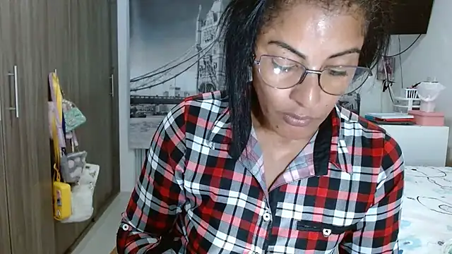 kateleyagrey online show from 02-04-25, 02:07