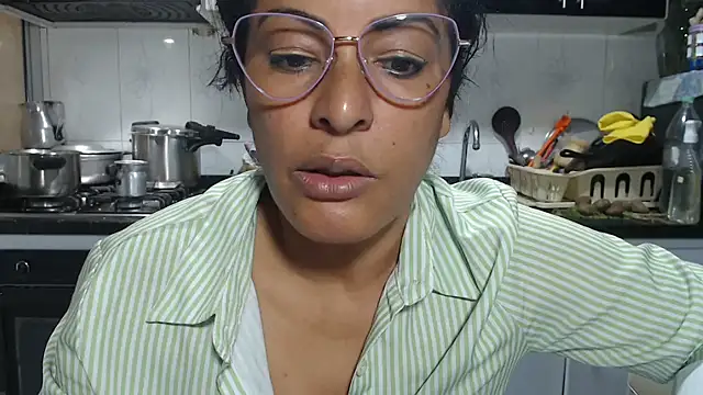 kateleyagrey online show from 02-06-26, 06:33