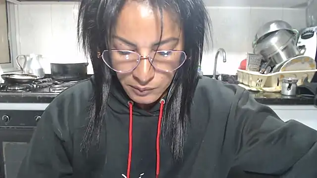 kateleyagrey online show from 05-02-26, 08:25
