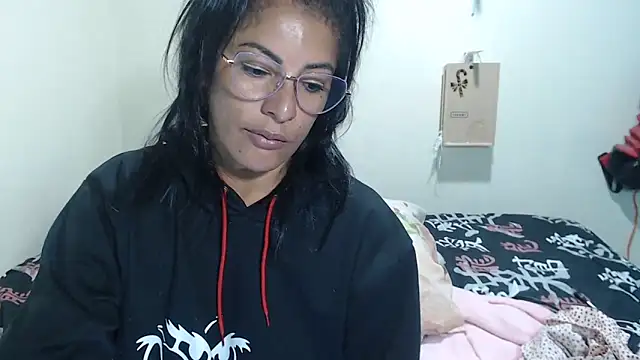 kateleyagrey online show from 05-03-26, 10:32