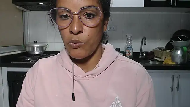 kateleyagrey online show from 06-22-26, 08:28
