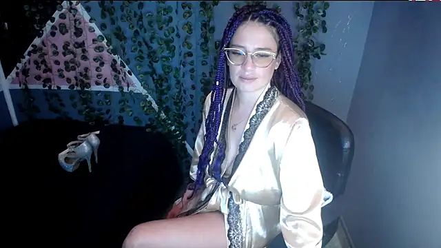 Violeta hornny online show from 12-13-24, 09:09
