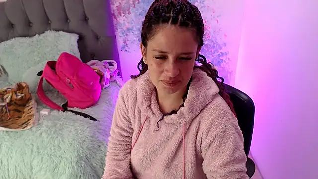 Violeta hornny online show from 12-23-24, 10:12