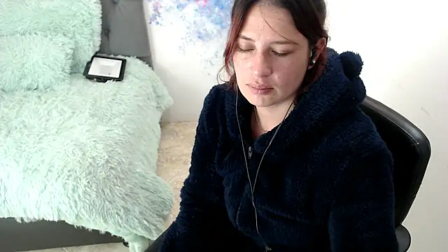 Violeta hornny online show from 01-24-25, 04:17