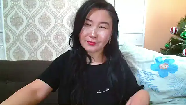 Snapshot of Bet_Lu chatting on 01-15-25, 05:40 Bet Lu online show from 01-15-25, 05:40