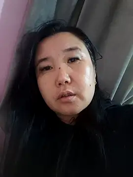 Snapshot of Bet_Lu chatting on 10-02-25, 05:36 Bet Lu online show from 10-02-25, 05:36