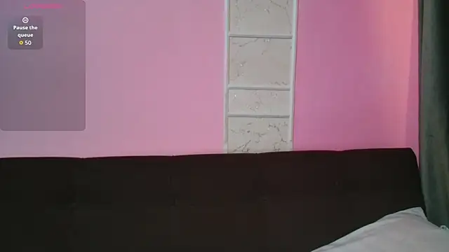 Snapshot of Bet_Lu chatting on 10-08-25, 06:55 Bet Lu online show from 10-08-25, 06:55