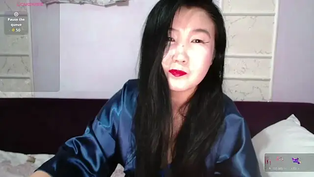 Snapshot of Bet_Lu chatting on 03-27-26, 06:29 Bet Lu online show from 03-27-26, 06:29