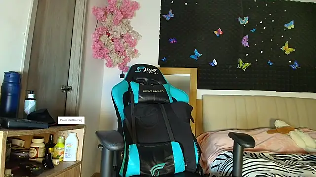 Hot Brunette34 online show from 05-08-26, 11:54